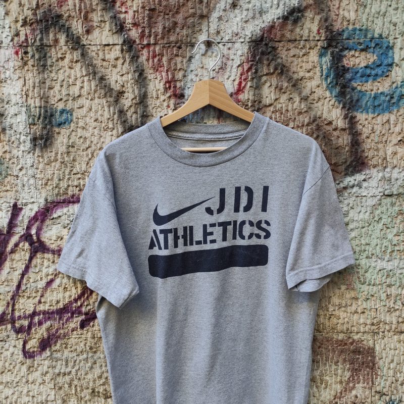 nike vintage tee